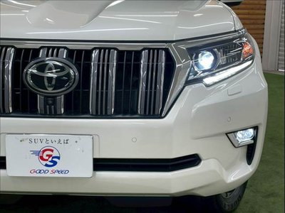 TOYOTA LAND CRUISER PRADO - 10