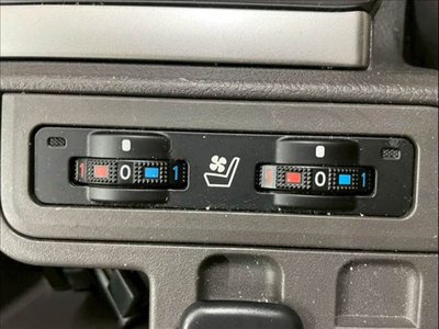 TOYOTA LAND CRUISER PRADO - 7