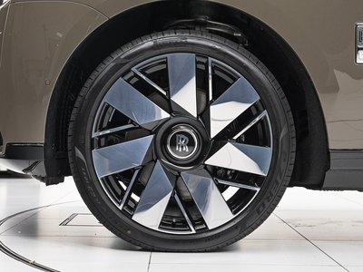 ROLLS-ROYCE CULLINAN - 8