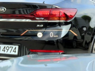 2024 BMW 3 SERIES photo 10