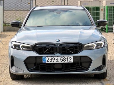 2024 BMW 3 SERIES photo 5