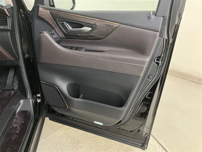 2024 Toyota ALPHARD 照片 8