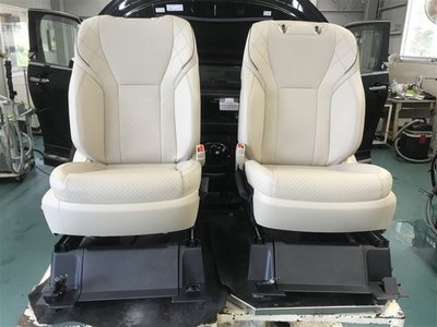 2024 Toyota ALPHARD — миниатюра 40