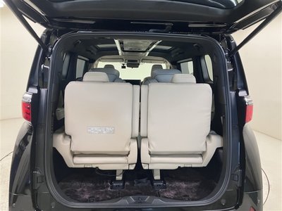 2024 Toyota ALPHARD — миниатюра 34