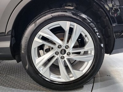 AUDI Q7 - 8