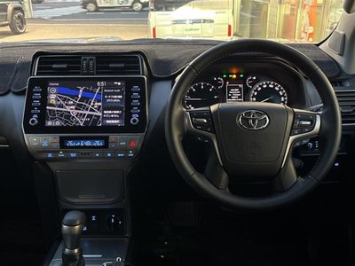 TOYOTA LAND CRUISER PRADO - 3