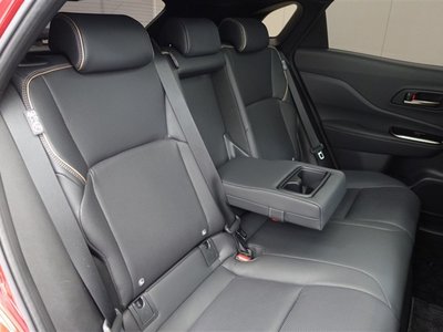 TOYOTA CROWN SPORT - 7