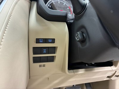 2023 Toyota LAND CRUISER 300 缩略图 32