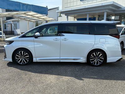 2024 Toyota VELLFIRE — фото 2