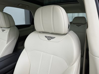 صورة 10 لـ 2020 BENTLEY BENTAYGA