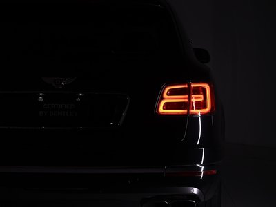 2020 Bentley BENTAYGA — миниатюра 24