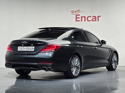 GENESIS G70 - 3