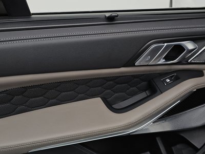 2025 BMW X5 M — миниатюра 29