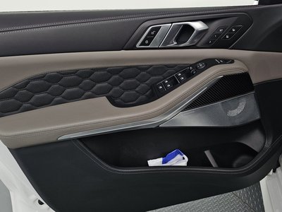 2025 BMW X5 M — миниатюра 14