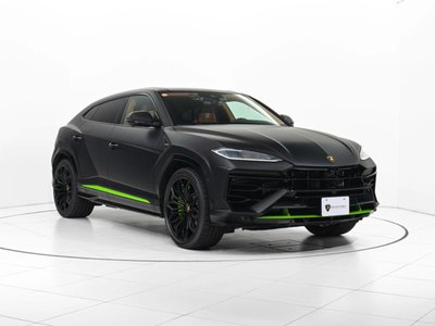 LAMBORGHINI URUS - 2