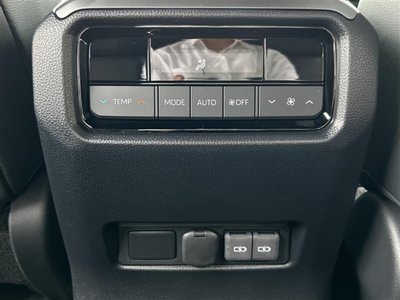 2025 Toyota LAND CRUISER 250 — миниатюра 34