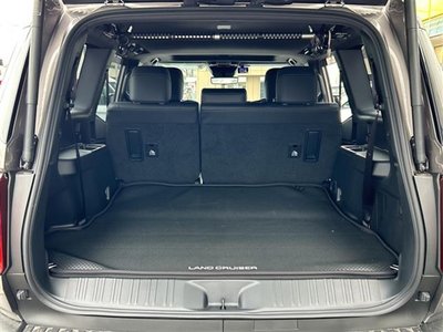 2025 Toyota LAND CRUISER 250 — миниатюра 18