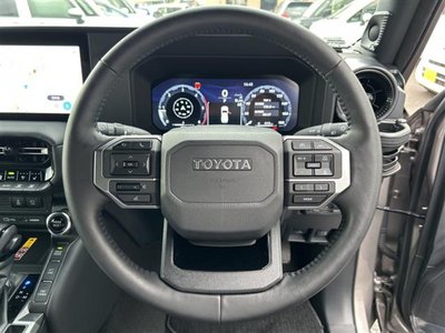 2025 Toyota LAND CRUISER 250 — миниатюра 21