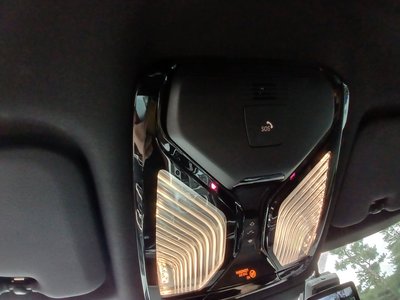 2025 BMW X6 photo 8