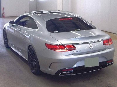 2018 Mercedes-BENZ S-CLASS photo 2