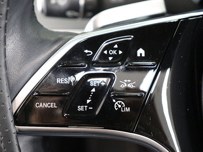 MERCEDES-BENZ E-CLASS - 10