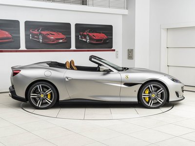 FERRARI PORTOFINO - 6