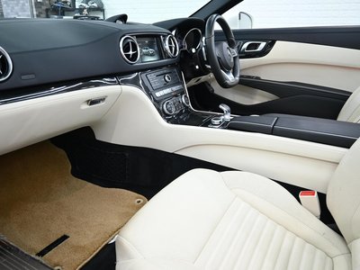 صورة 4 لـ 2018 Mercedes-BENZ SL