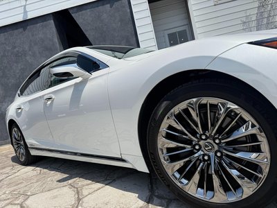 LEXUS LS - 3