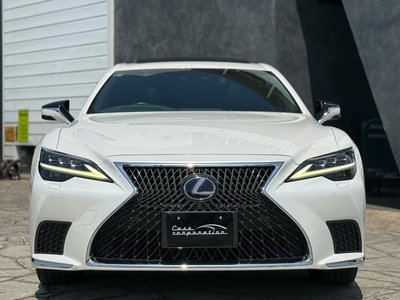 LEXUS LS - 8