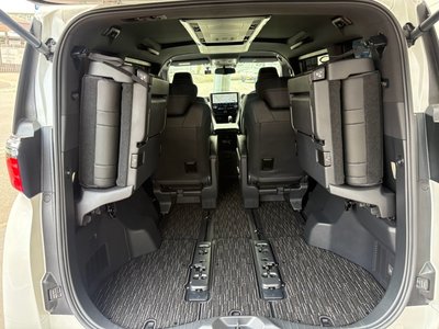 صورة مصغرة 29 لـ 2024 Toyota ALPHARD