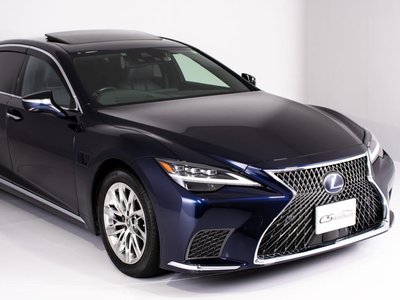 LEXUS LS - 7