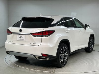 صورة 5 لـ 2021 Lexus RX