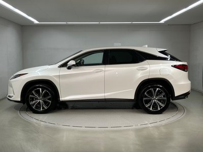صورة 4 لـ 2021 Lexus RX