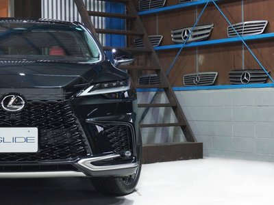 LEXUS RX - 8