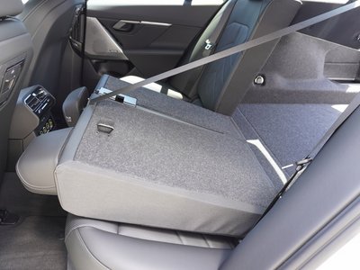 صورة مصغرة 31 لـ 2025 BMW 5 SERIES