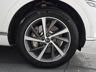 صورة 8 لـ 2025 Genesis GV80