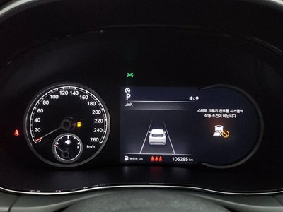 صورة 8 لـ 2022 Genesis GV70