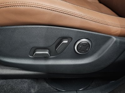 2024 Genesis GV70 — миниатюра 31