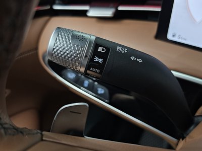 2024 Genesis GV70 — миниатюра 30
