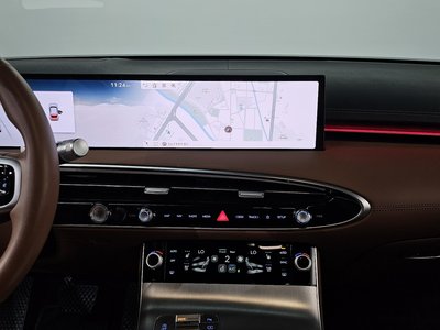 2024 Genesis GV70 — миниатюра 18