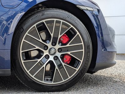 PORSCHE TAYCAN - 10