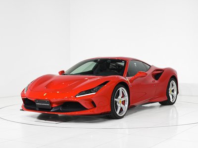FERRARI F8 - 6