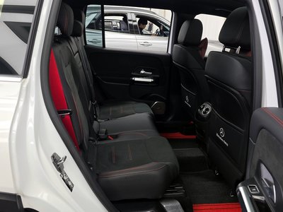 MERCEDES-BENZ GLB - 9