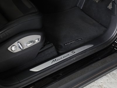 2024 Porsche MACAN — миниатюра 20