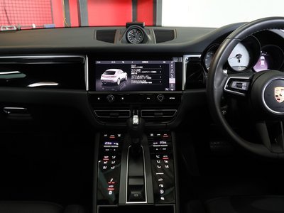 2024 Porsche MACAN — миниатюра 25