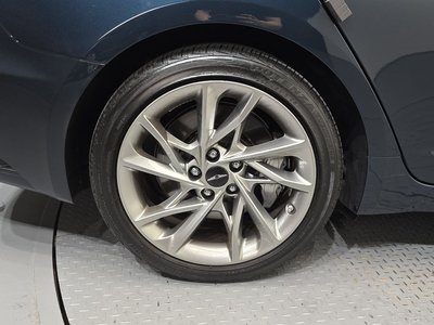 2023 Genesis THE NEW G70 photo 6