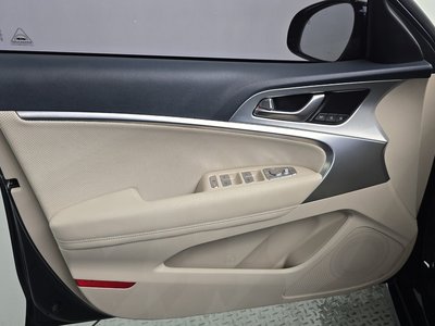 2023 Genesis THE NEW G70 缩略图 14