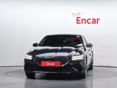 2023 Genesis THE NEW G70 photo 2