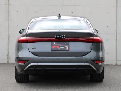 AUDI A6 - 6