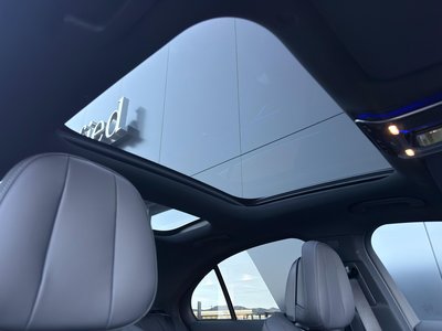 MERCEDES-BENZ E-CLASS - 10